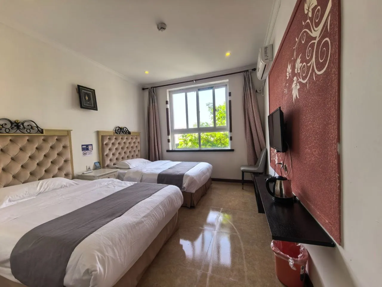Lijin Holiday Hotel: фото 3