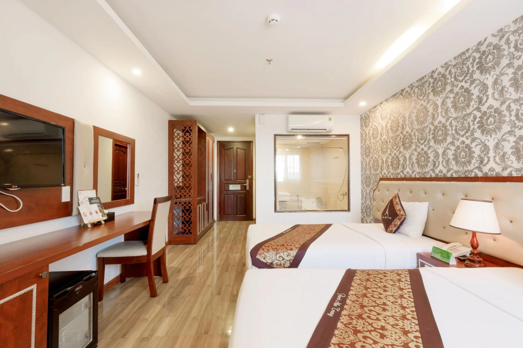 Номер Paris Nha Trang