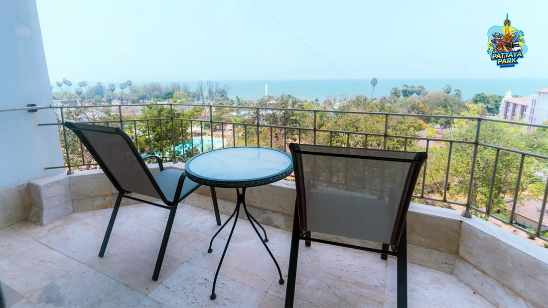Pattaya Park Beach Resort — Балкон