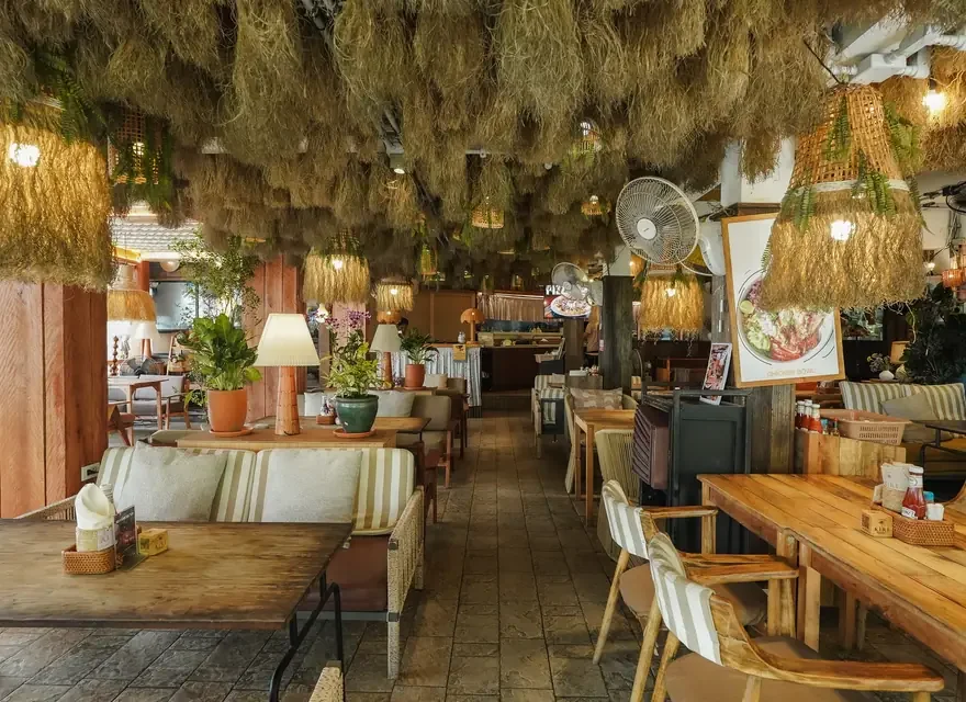 Sugar Marina Resort ART Karon Beach — Ресторан Kiri