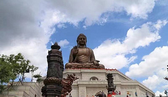 Храмовый комплекс в г.Дуньхуа