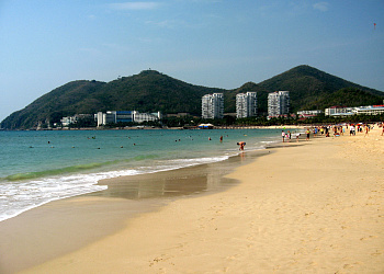 Дадунхай (Dadonghai Bay)