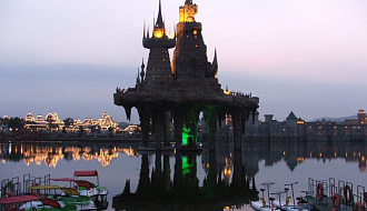 Парк развлечений Discoveryland