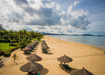 Санья (Sanya Bay)