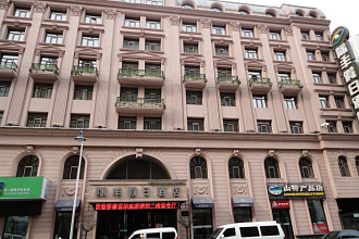 Jifeng Gfour Holiday Hotel