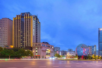 Mercure Dalian City Center